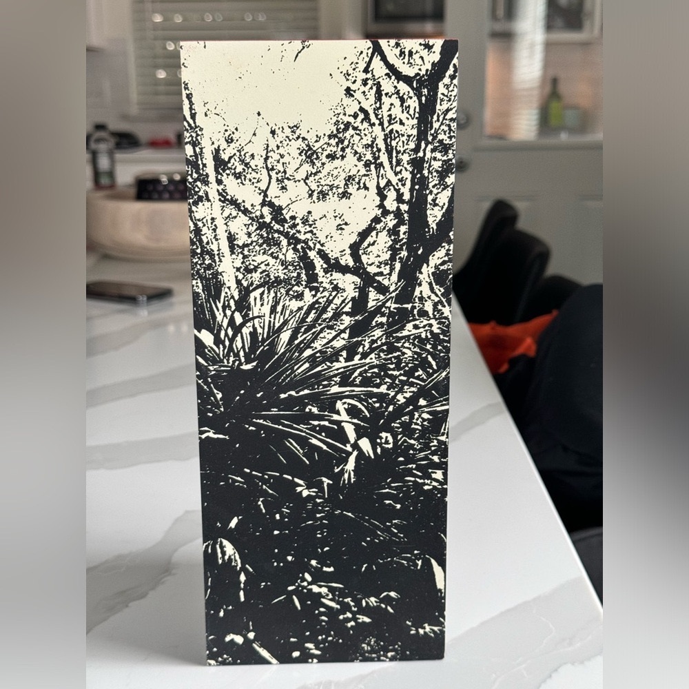 Jose Cuervo Tequila Reserva De Familia Collectors Box 2015 Jorge Mendez Blake